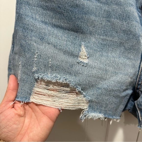 We the free Sofia Short in Washed Denim Size 26 - Picture 6 of 7